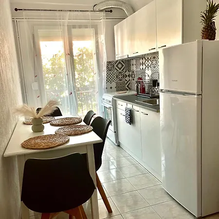 White Dream 斯科派洛斯